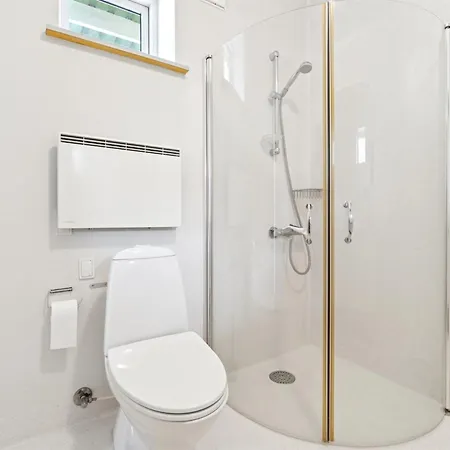 Kamile - 400m From The Sea By Interhome